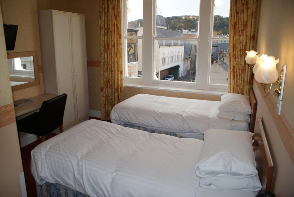 The Queens Lodge Llandudno Exterior photo